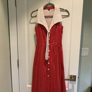 Vintage dress. Red polka-dot dress. Never worn. XS